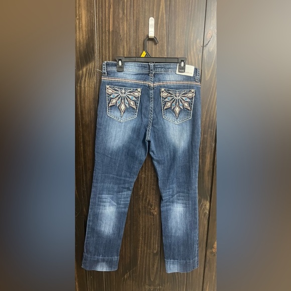 Grace in LA Women's Embroidered Embellished Boho Jeans Size 32 - Picture 3 of 12